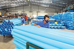 Lương thưởng cho HĐQT, đâu là chuẩn mực?